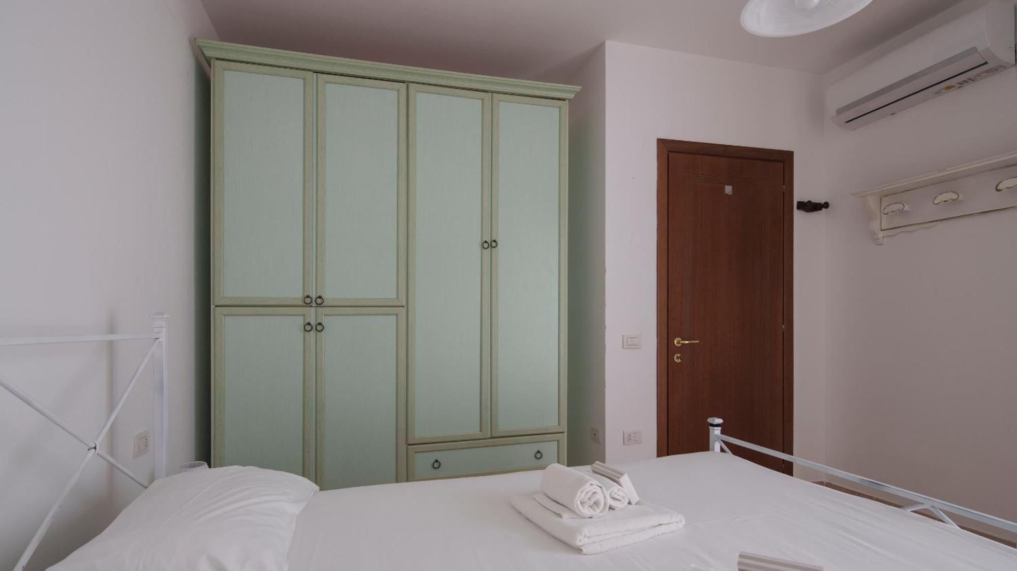 Il Vialetto Verde Olbia Ngoại thất bức ảnh